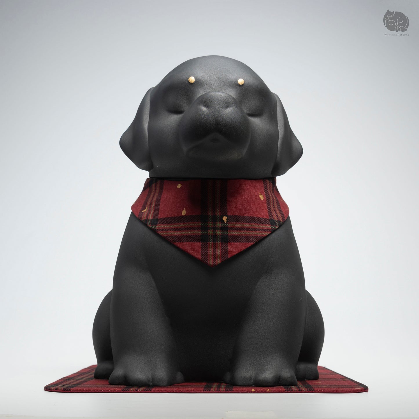 Goldador Memorial Urn with Plaid Collar (Large)