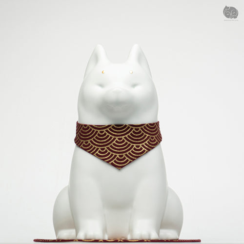 Shiba Memorial Urn with Plaid Collar (Large)